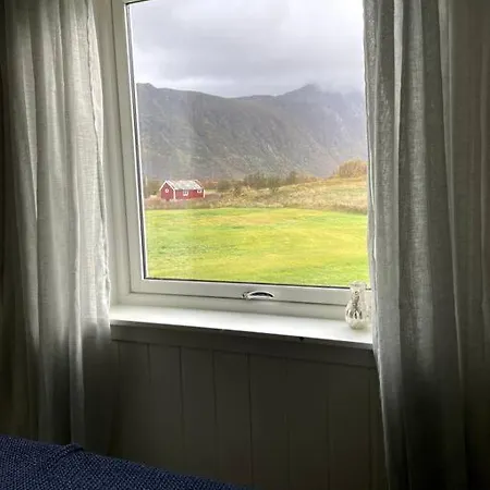Strandhus Med Panoramautsikt Nyaraló *