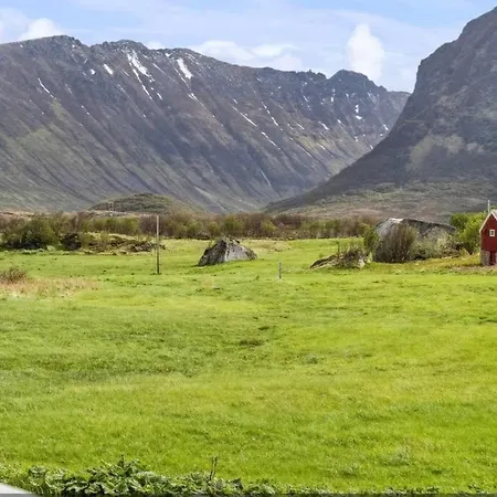 Holiday home Strandhus Med Panoramautsikt Sand (Nordland)