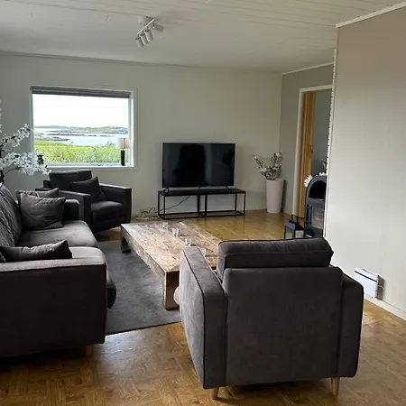 Strandhus Med Panoramautsikt *