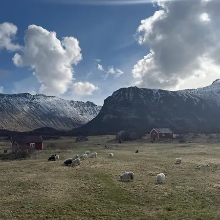Strandhus Med Panoramautsikt * Sand (Nordland)