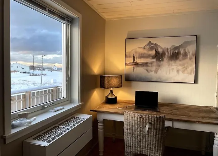 Strandhus Med Panoramautsikt * Sand (Nordland)
