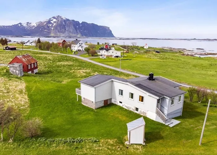Strandhus Med Panoramautsikt Vakantiehuis Sand (Nordland)